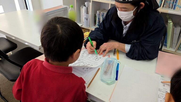 小学校受験対策で養うことのできる力！集中力・暗記力・問題解決能力・・・２歳半クラスからあり