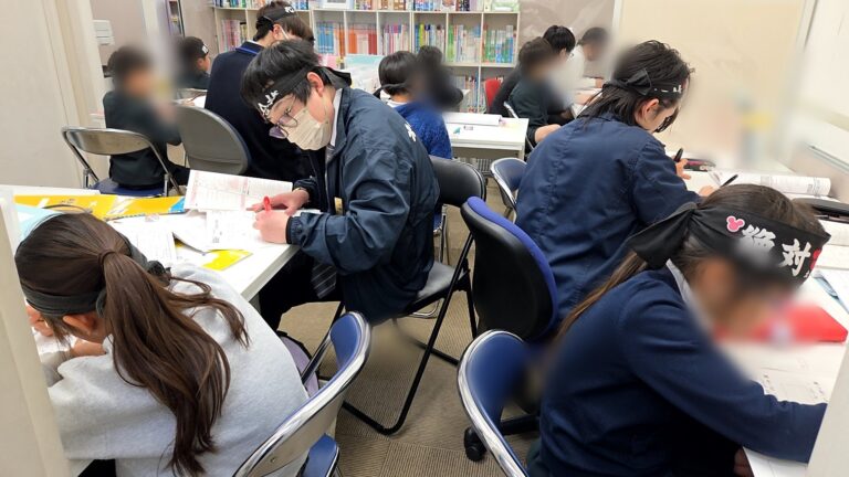 春期講習では中学受験面接練習も行います！