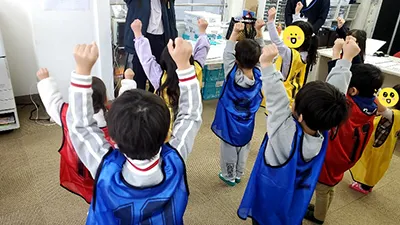 年中クラスのカリキュラムの思考力・ヒュ減力・コミュニケーション能力を育成する授業